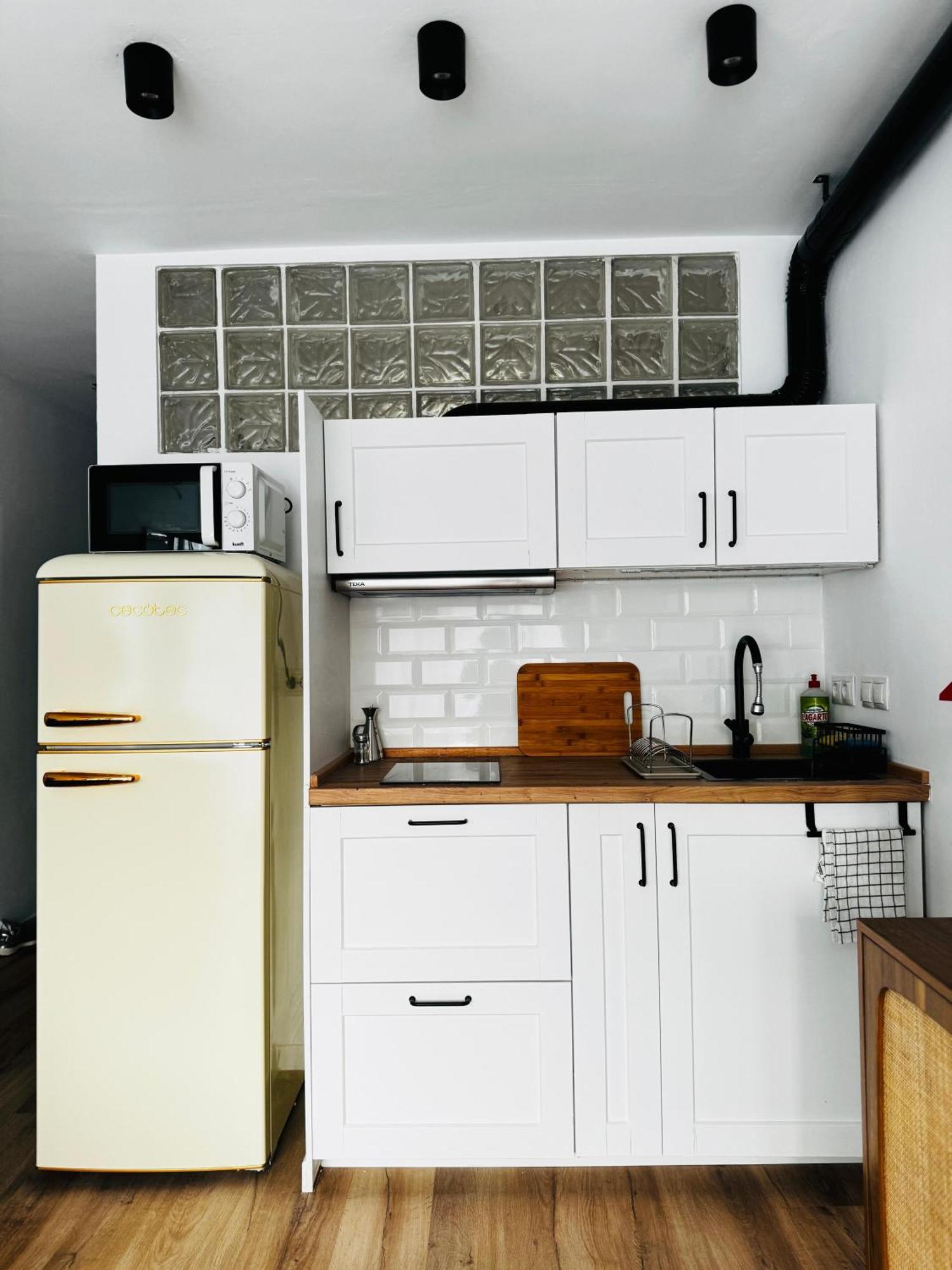 Apartamento 1 Dormitorio Happy Sun بينالماذينا المظهر الخارجي الصورة
